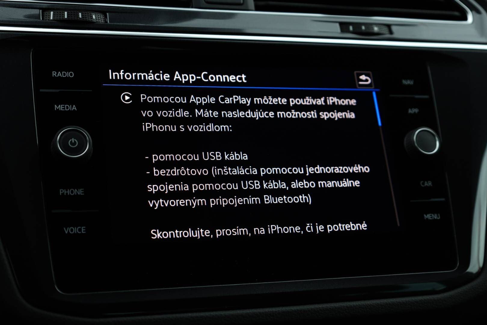 Volkswagen-Tiguan-20-TDI-EVO-Life-DSG-Webasto-28