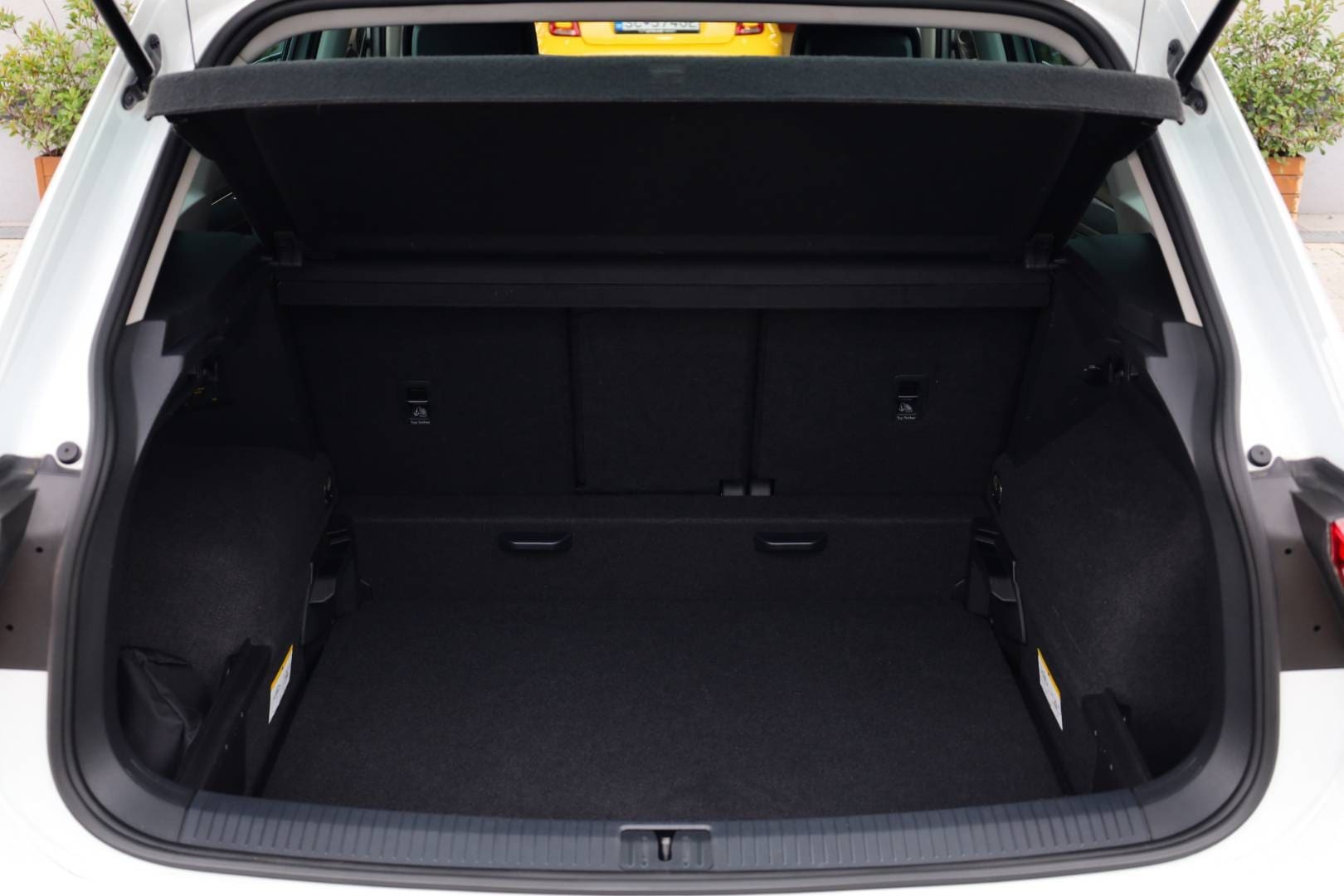 Volkswagen-Tiguan-20-TDI-EVO-Life-DSG-Webasto-42