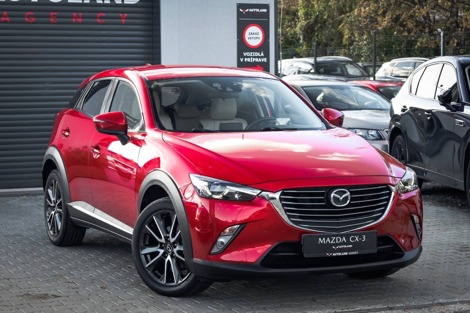 Mazda-CX-3-20-Skyactiv-G150-Revolution-TOP-AWD-4