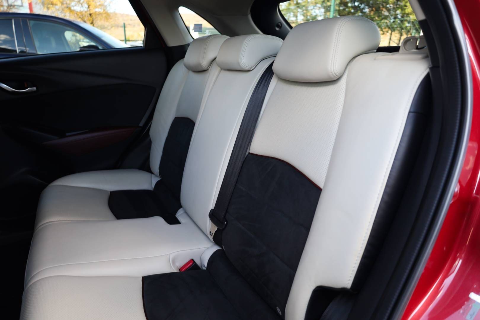 Mazda-CX-3-20-Skyactiv-G150-Revolution-TOP-AWD-40