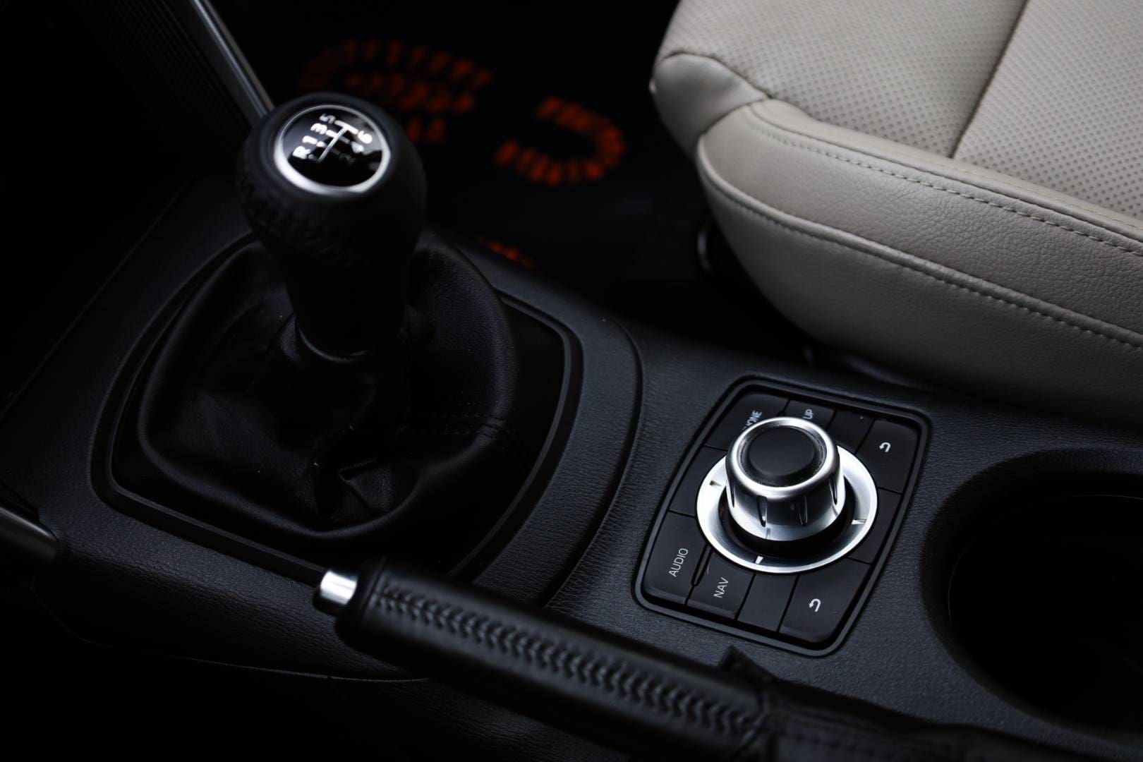 Mazda-CX-5-20-Skyactiv-G160-Revolution-Top-AWD-29