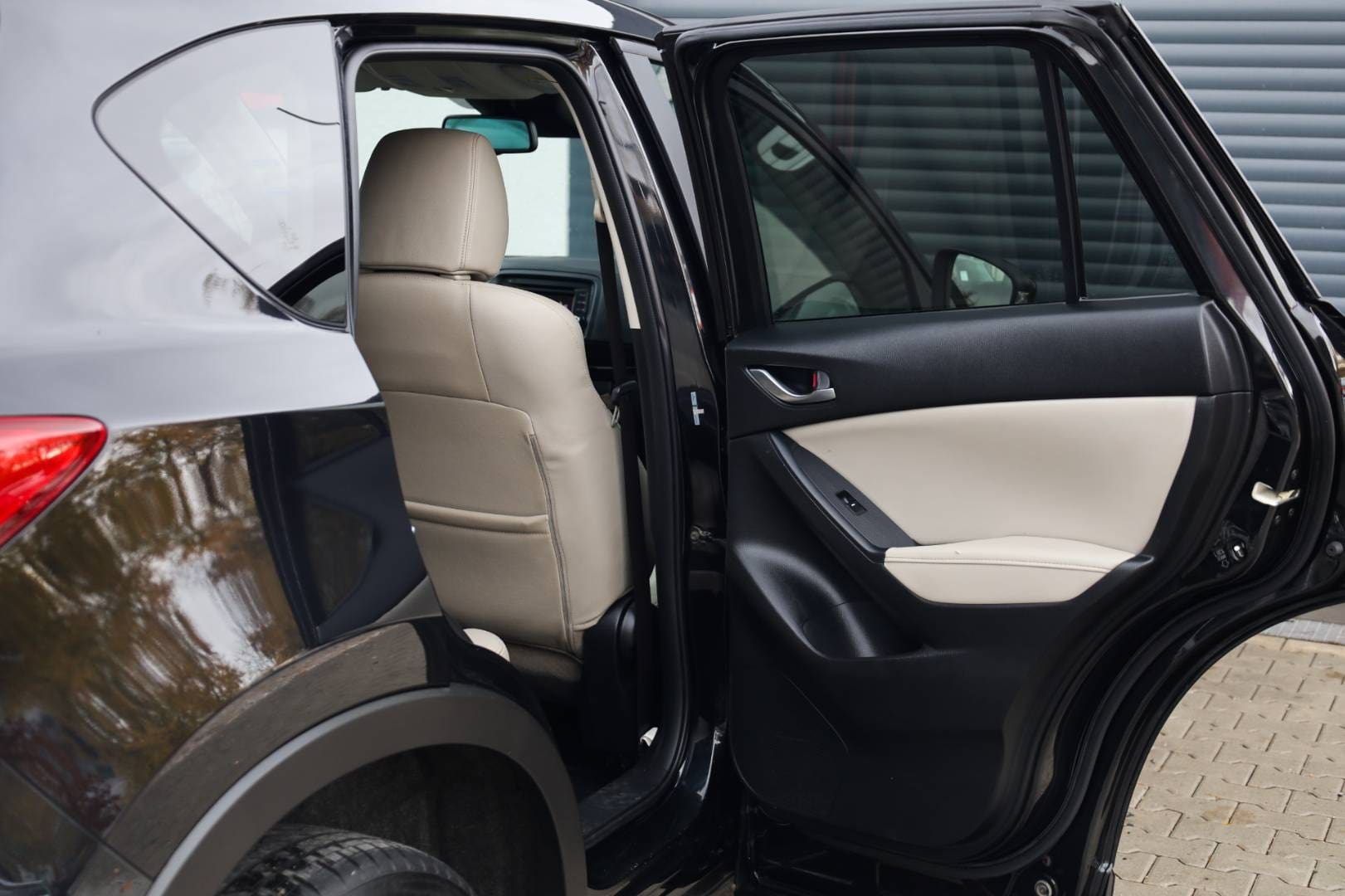 Mazda-CX-5-20-Skyactiv-G160-Revolution-Top-AWD-38