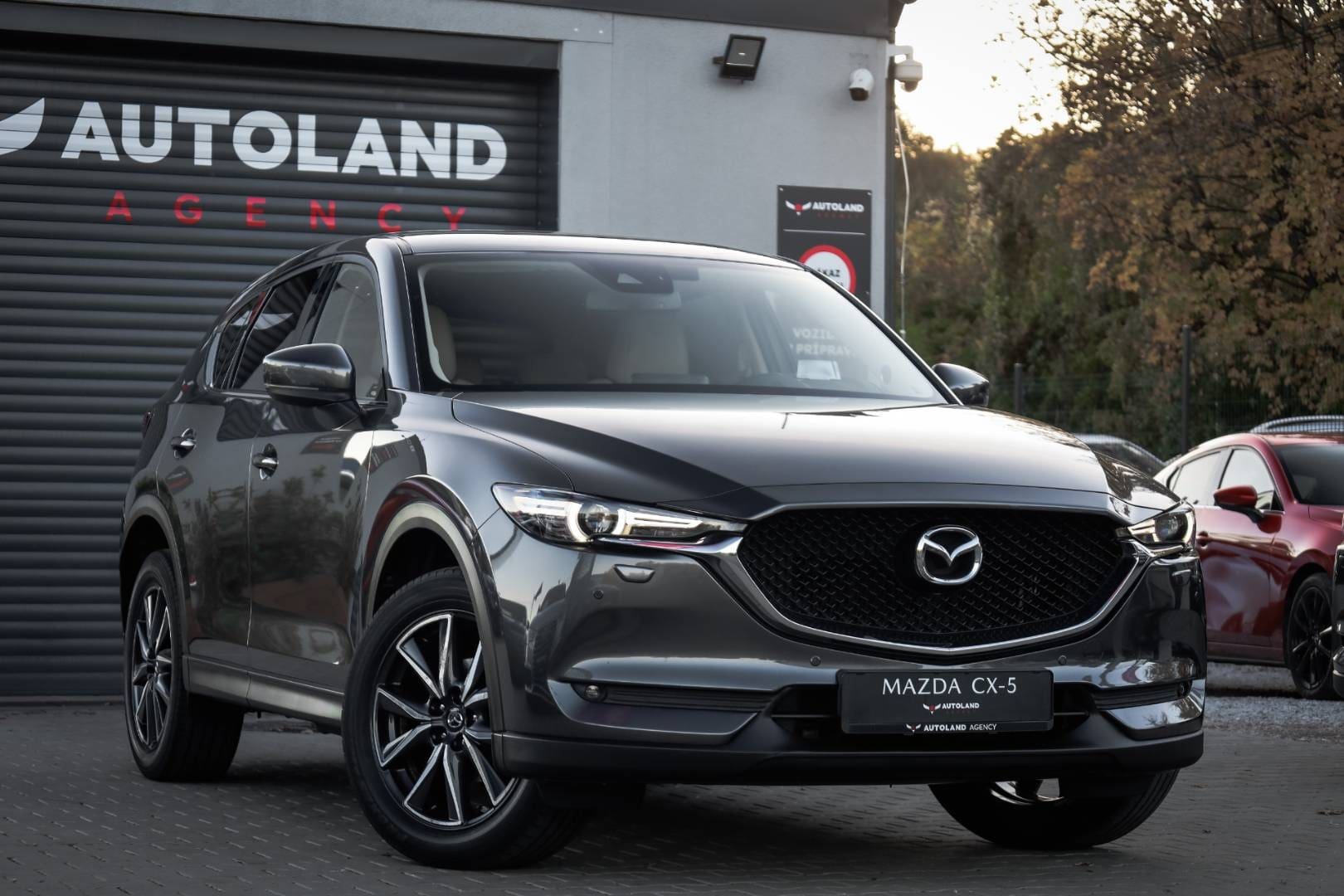 Mazda-CX-5-20-Skyactiv-G160-Revolution-Top-AWD-AT-3