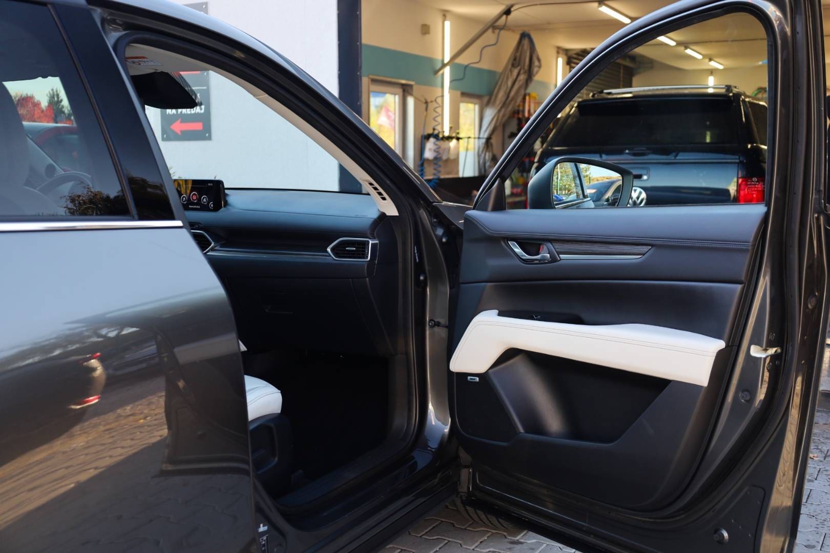 Mazda-CX-5-20-Skyactiv-G160-Revolution-Top-AWD-AT-43