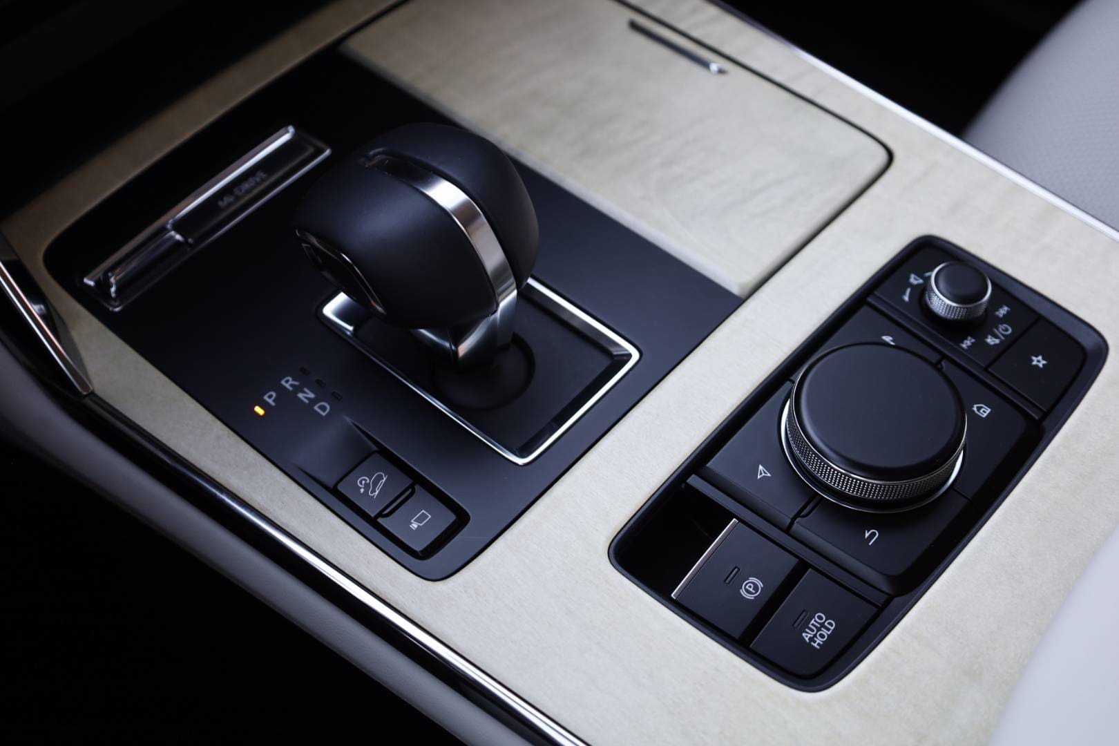 Mazda-CX-60-33-e-Skyactiv-D254-mHEV-Takumi-AWD-AT-34