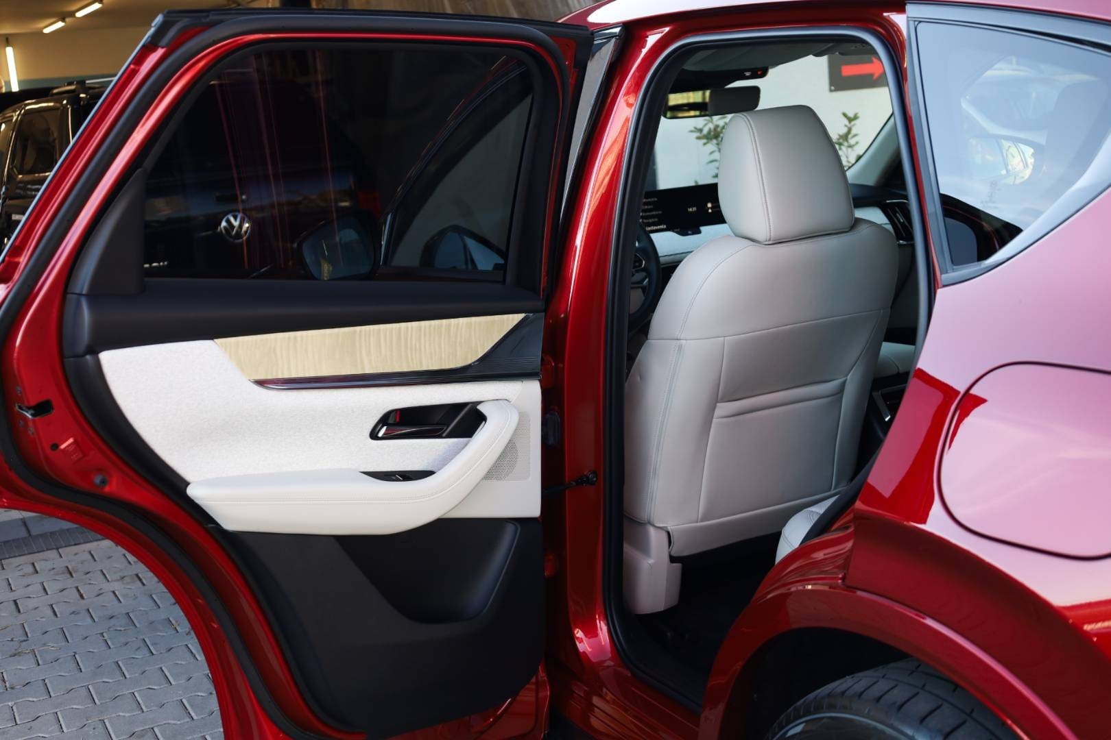 Mazda-CX-60-33-e-Skyactiv-D254-mHEV-Takumi-AWD-AT-42