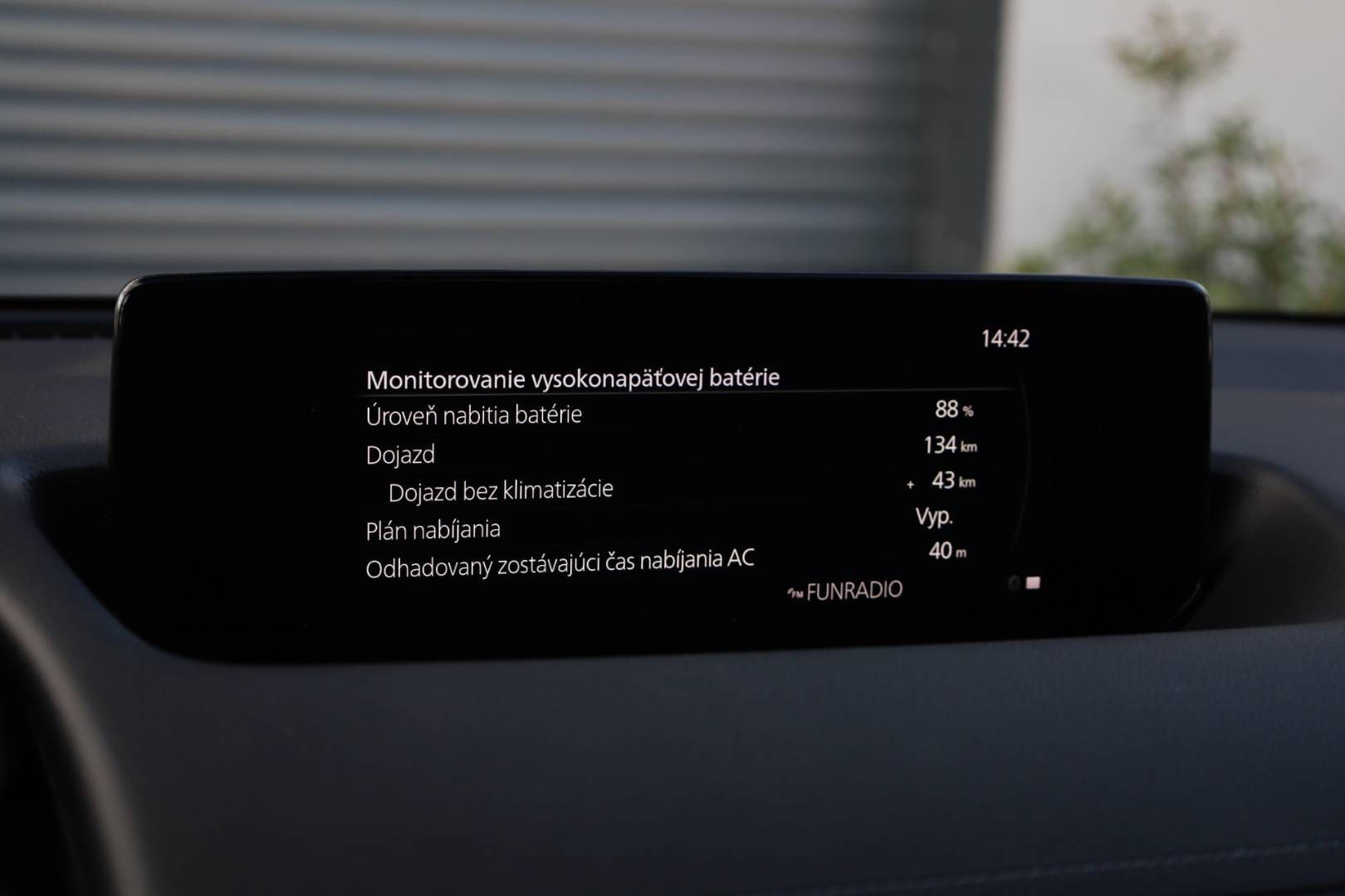 Mazda-MX-30-e-Skyactiv-GT-Plus-Luxury-Vintage-28