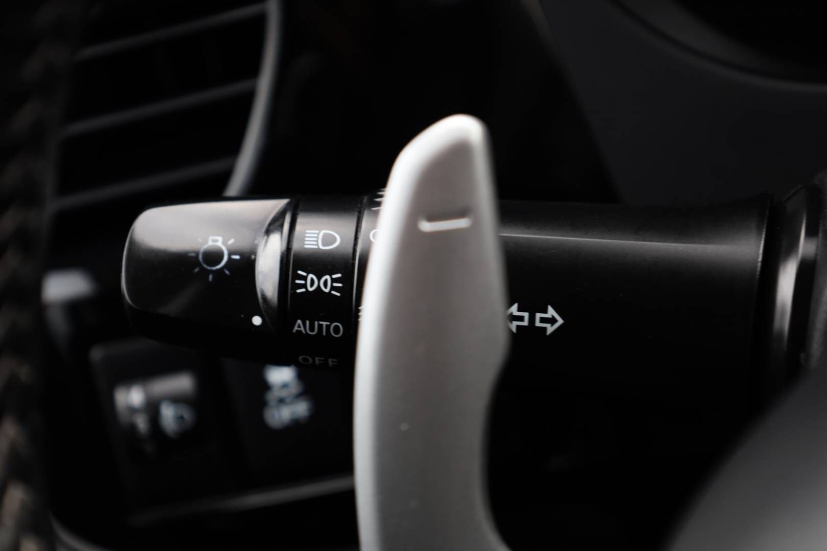 Mitsubishi-Outlander-20-MIVEC-Diamant-Edition-CVT-21