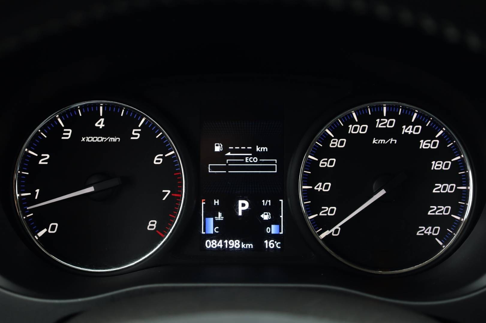 Mitsubishi-Outlander-20-MIVEC-Diamant-Edition-CVT-23