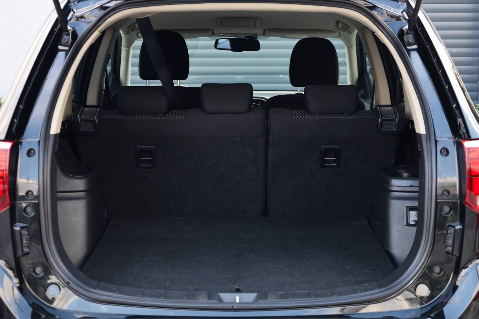 Mitsubishi-Outlander-20-MIVEC-Diamant-Edition-CVT-40