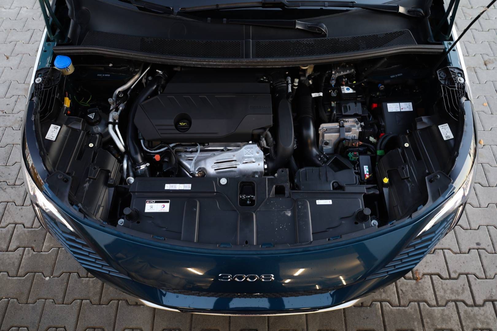 Peugeot-3008-16-Hybrid-225k-GT-Pack-AT-47