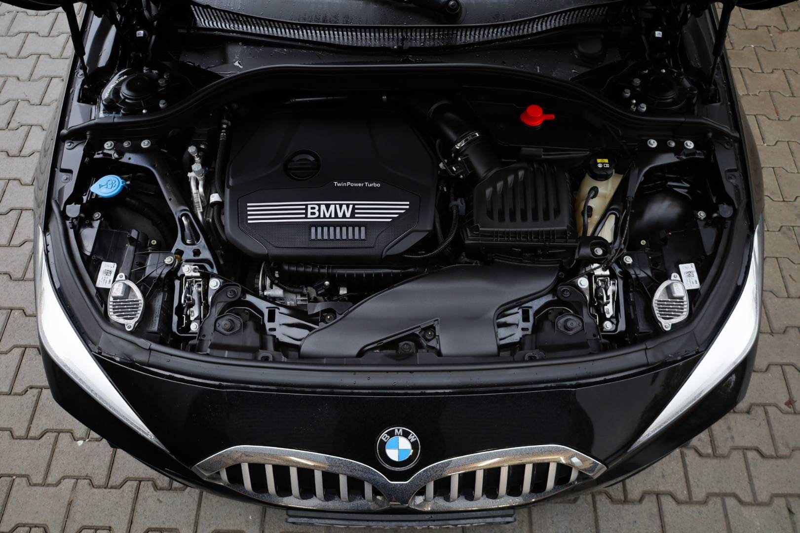 BMW-Rad-1-118i-M-Packet-AT-49
