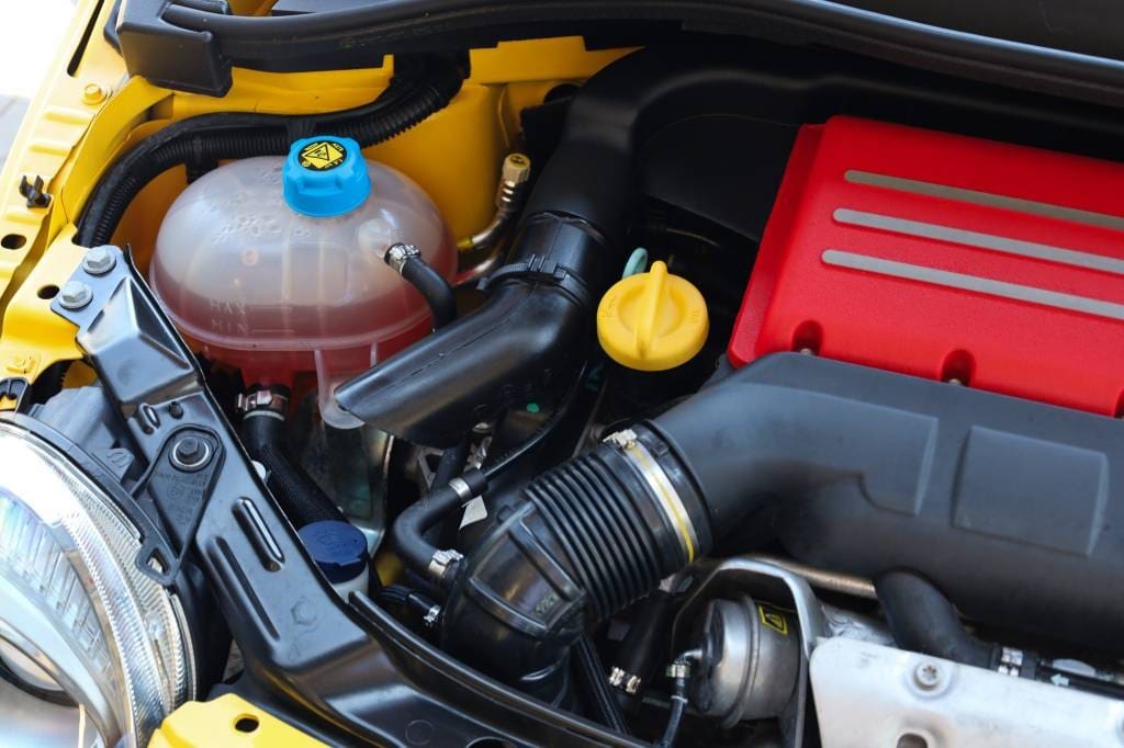 Fiat-500-Abarth-595-43