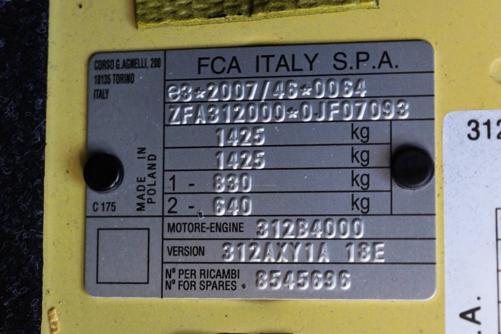 Fiat-500-Abarth-595-50