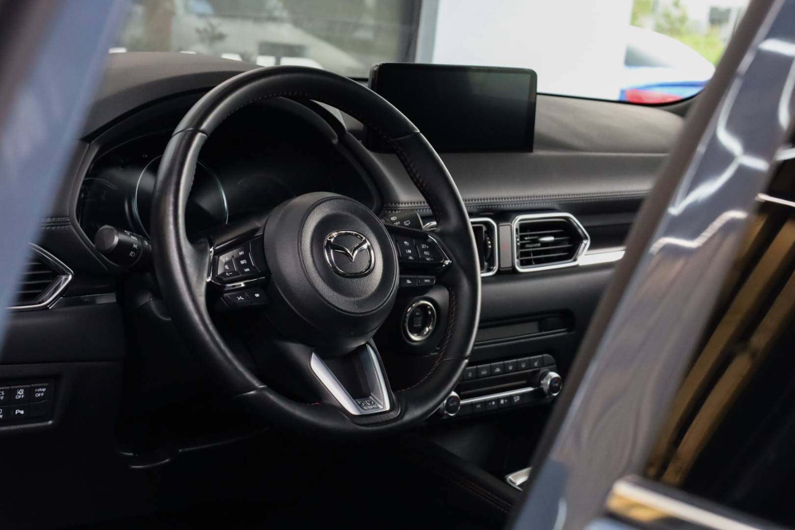 Mazda-CX-5-20-Skyactiv-G165-Homura-12