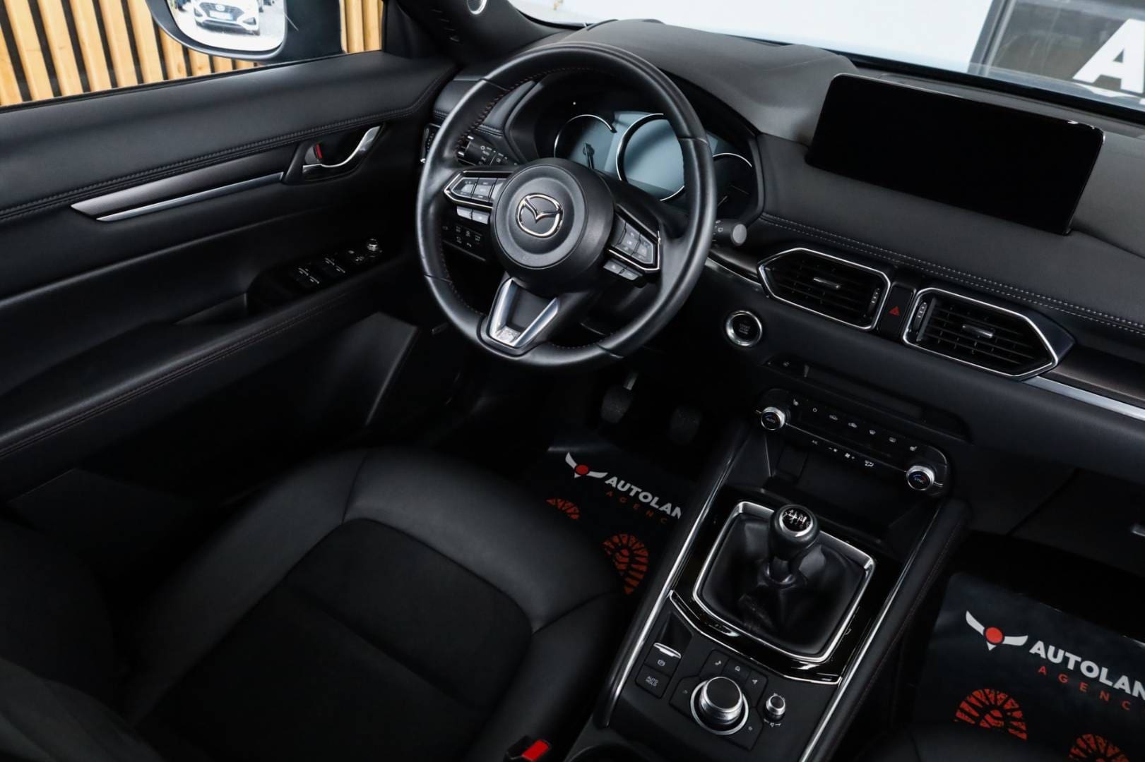 Mazda-CX-5-20-Skyactiv-G165-Homura-15
