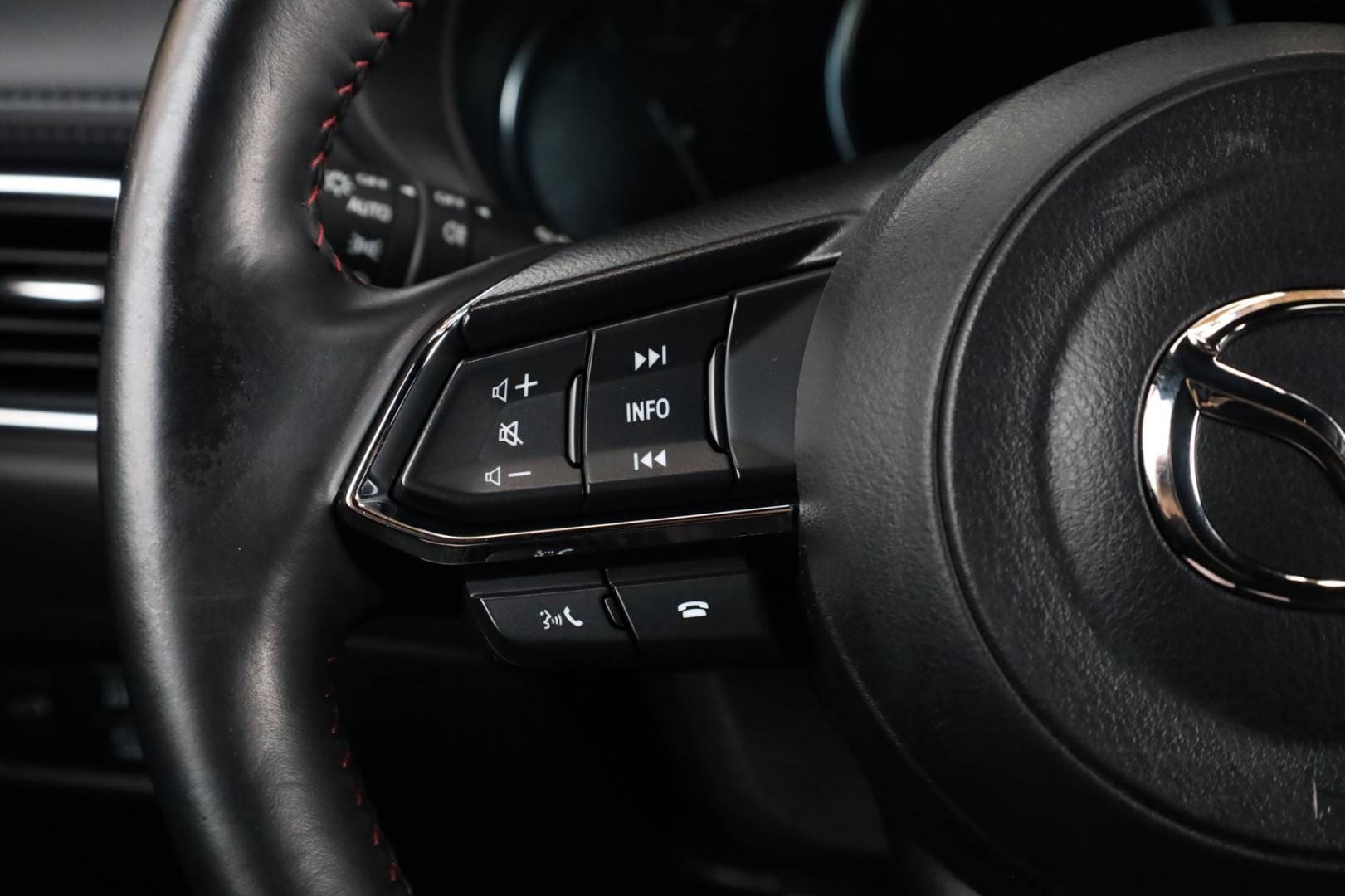 Mazda-CX-5-20-Skyactiv-G165-Homura-19