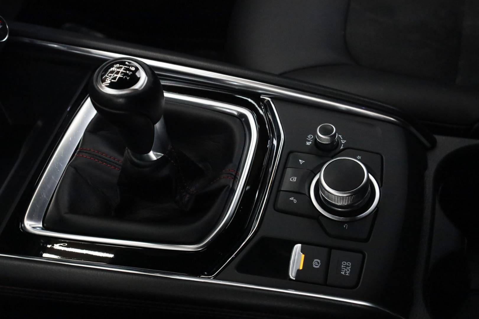 Mazda-CX-5-20-Skyactiv-G165-Homura-35