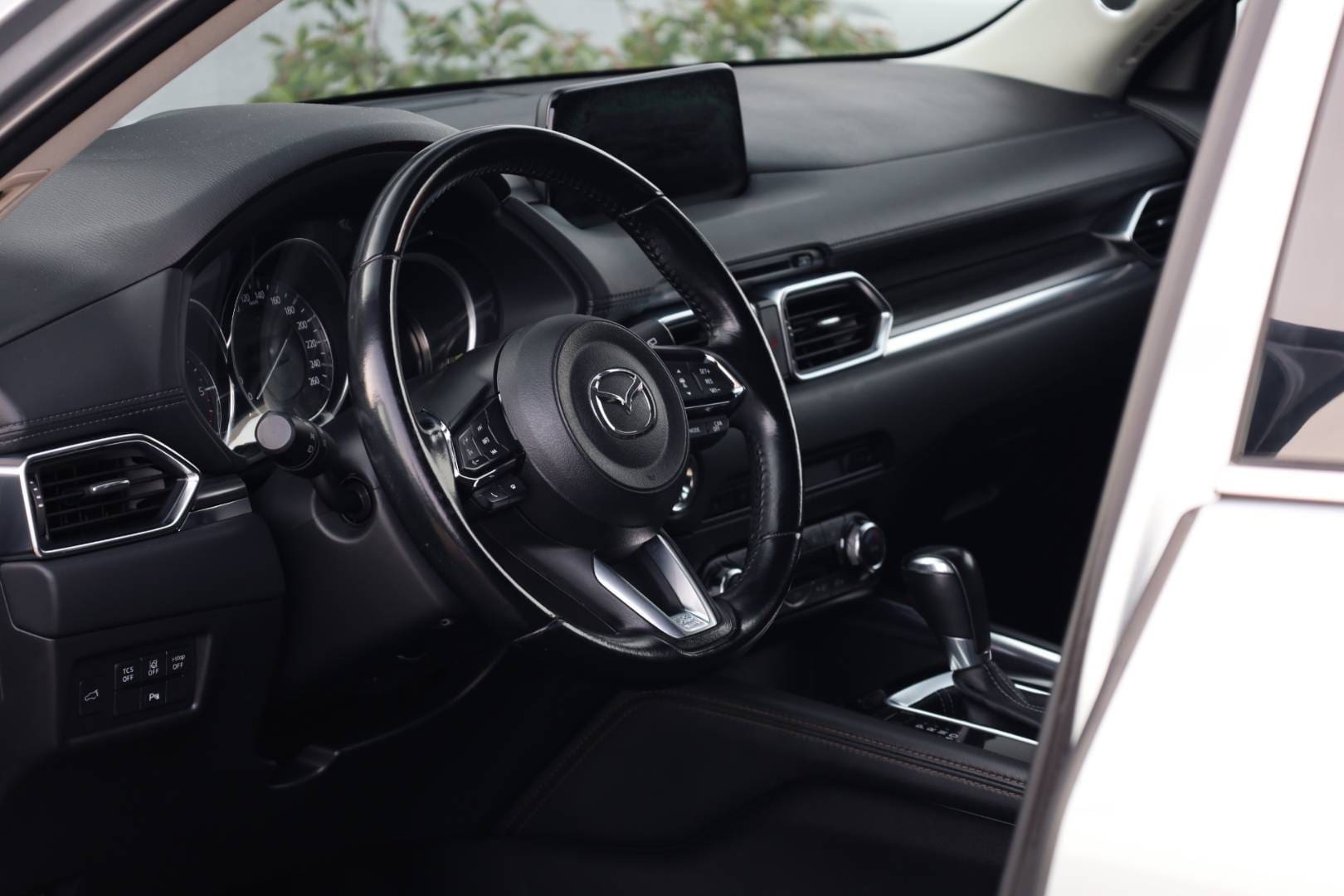 Mazda-CX-5-22-Skyactiv-D175-Revolution-AWD-AT-11