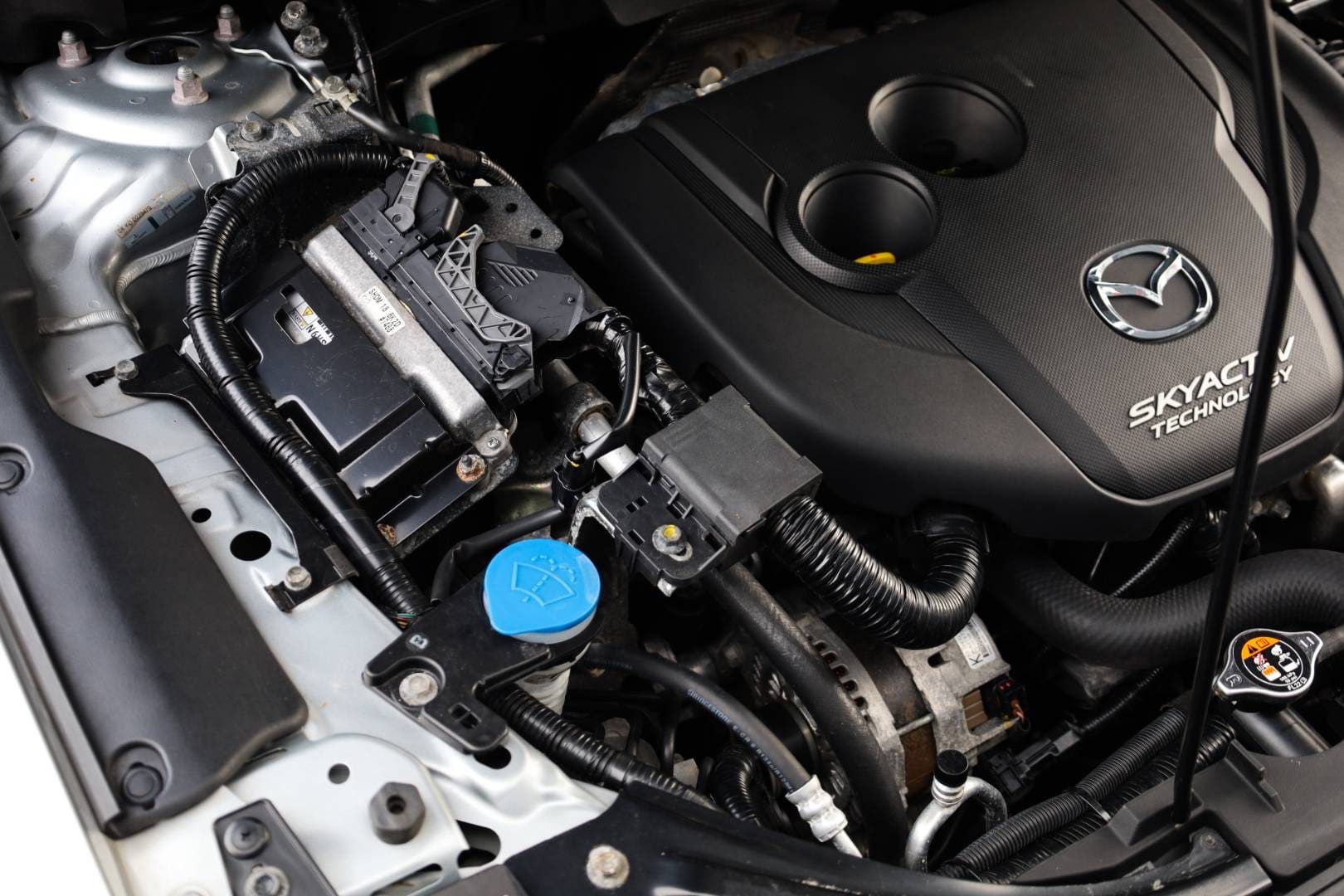 Mazda-CX-5-22-Skyactiv-D175-Revolution-AWD-AT-49