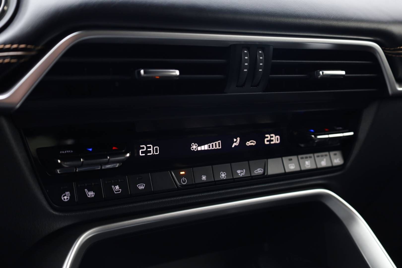 Mazda-CX-60-33-e-Skyactiv-D254-mHEV-Homura-AWD-AT-31