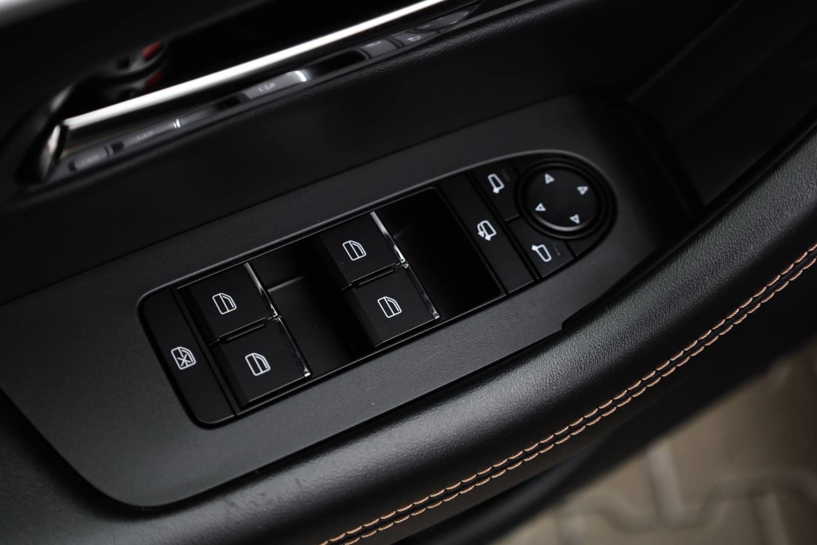 Mazda-CX-60-33-e-Skyactiv-D254-mHEV-Homura-AWD-AT-37