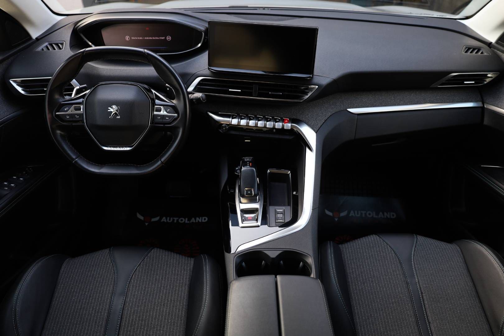 Peugeot-3008-12-PureTech-130k-Active-Pack-AT-12