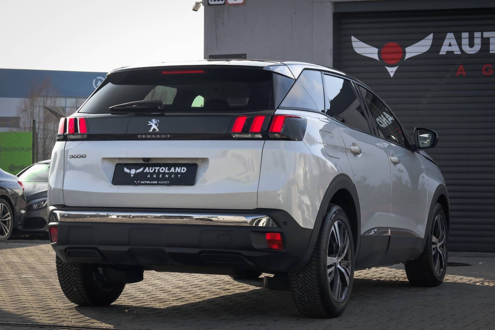 Peugeot-3008-12-PureTech-130k-Active-Pack-AT-5