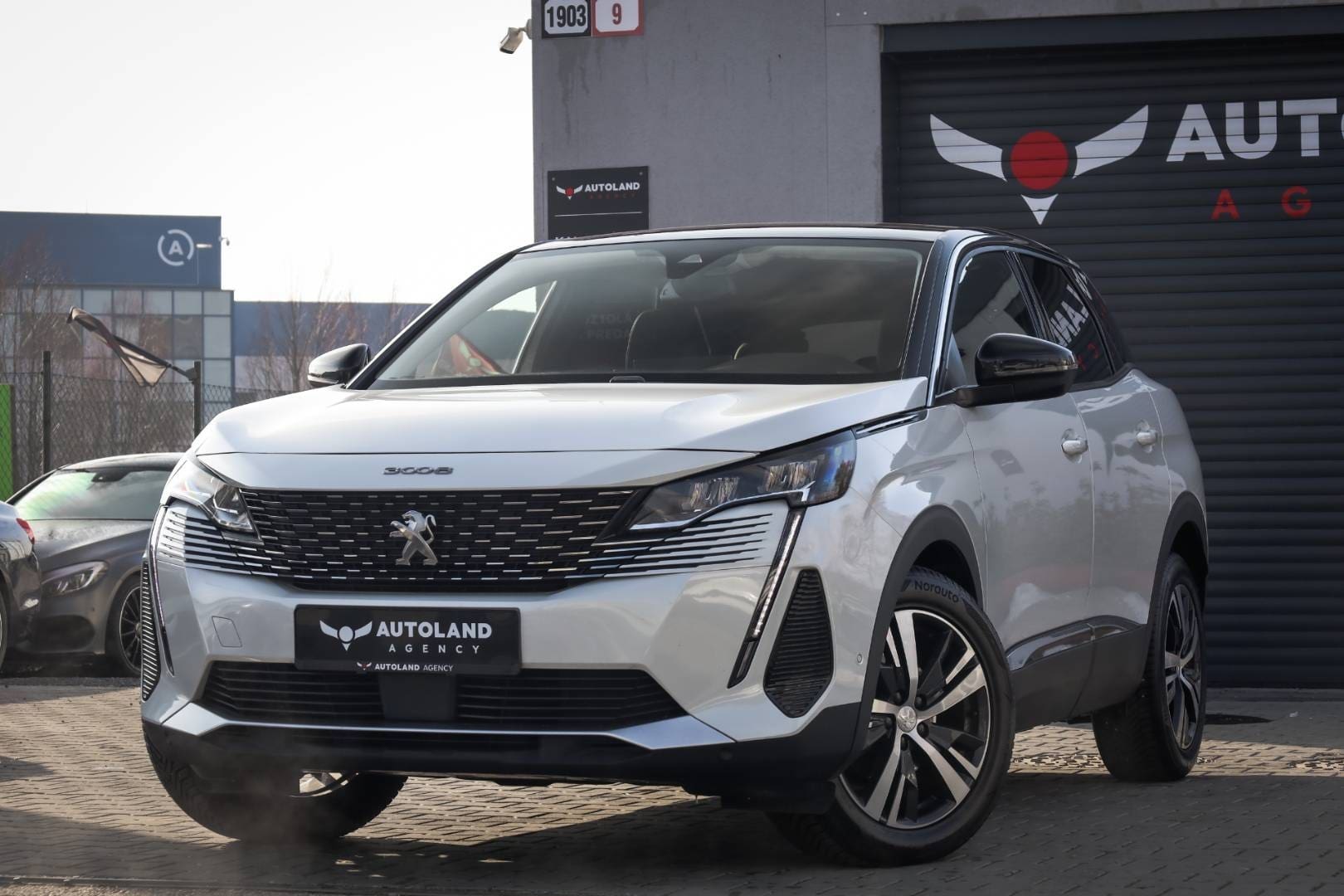 Peugeot-3008-12-PureTech-130k-Active-Pack-AT