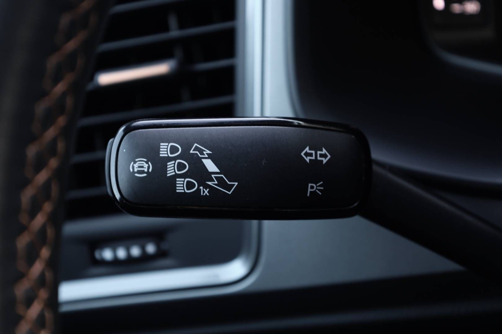 Cupra-Ateca-20-TSI-300k-4Drive-DSG-19