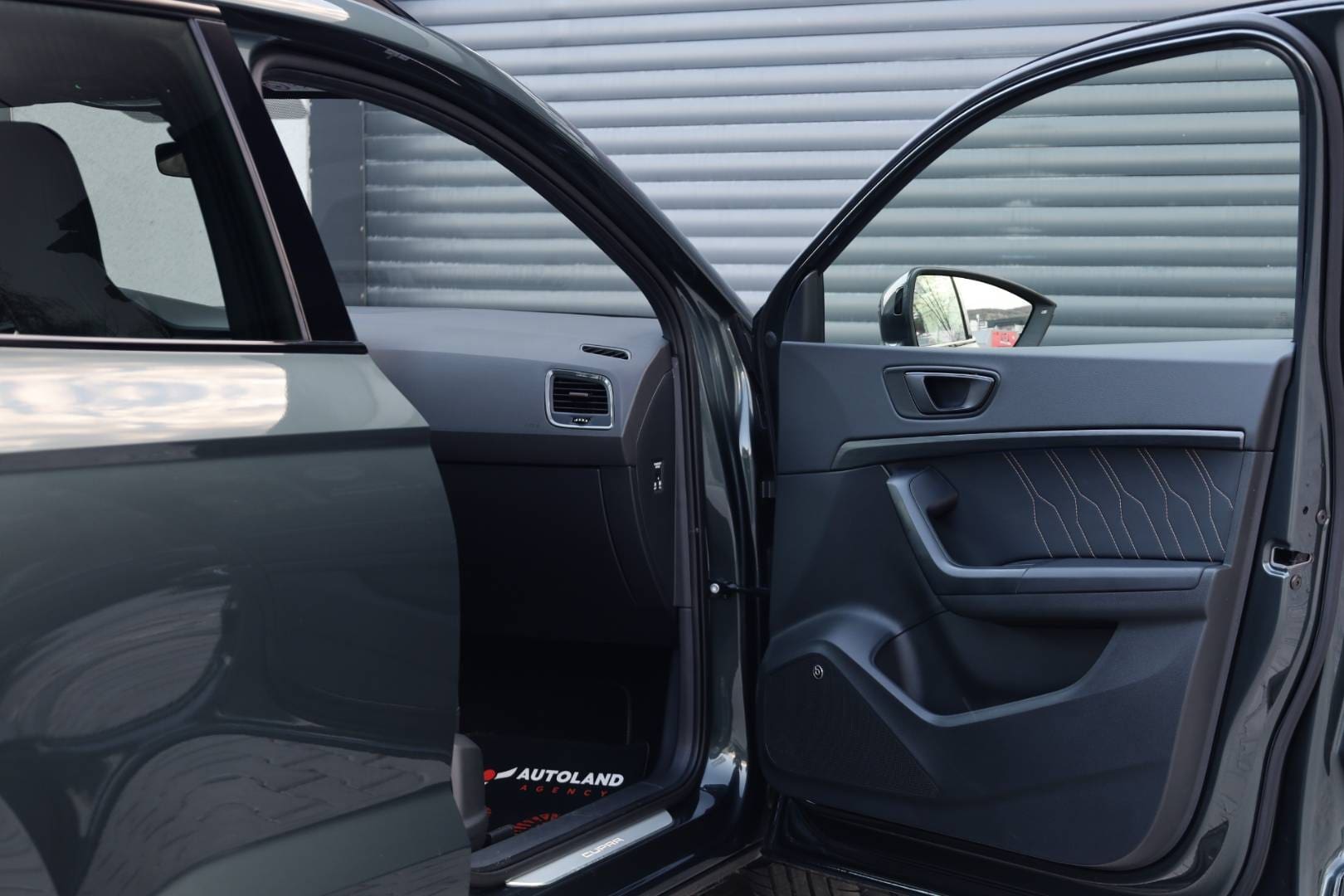 Cupra-Ateca-20-TSI-300k-4Drive-DSG-52