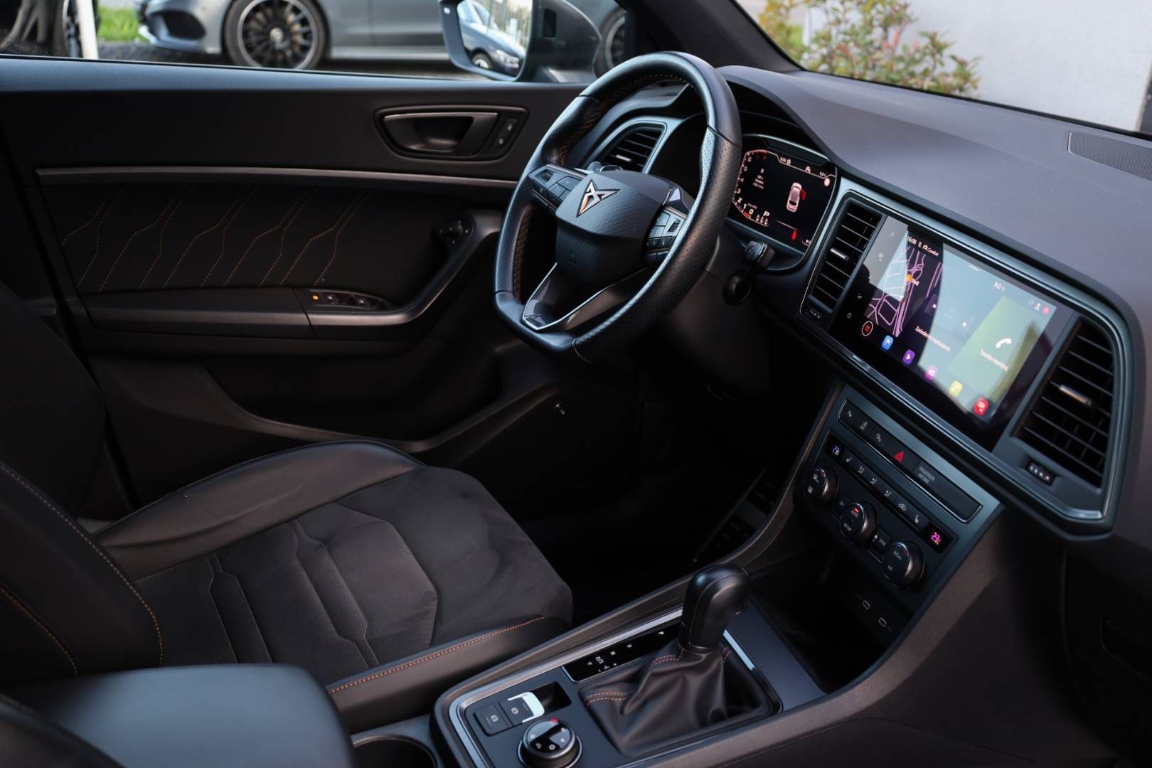 Cupra-Ateca-20-TSI-300k-4Drive-DSG-53