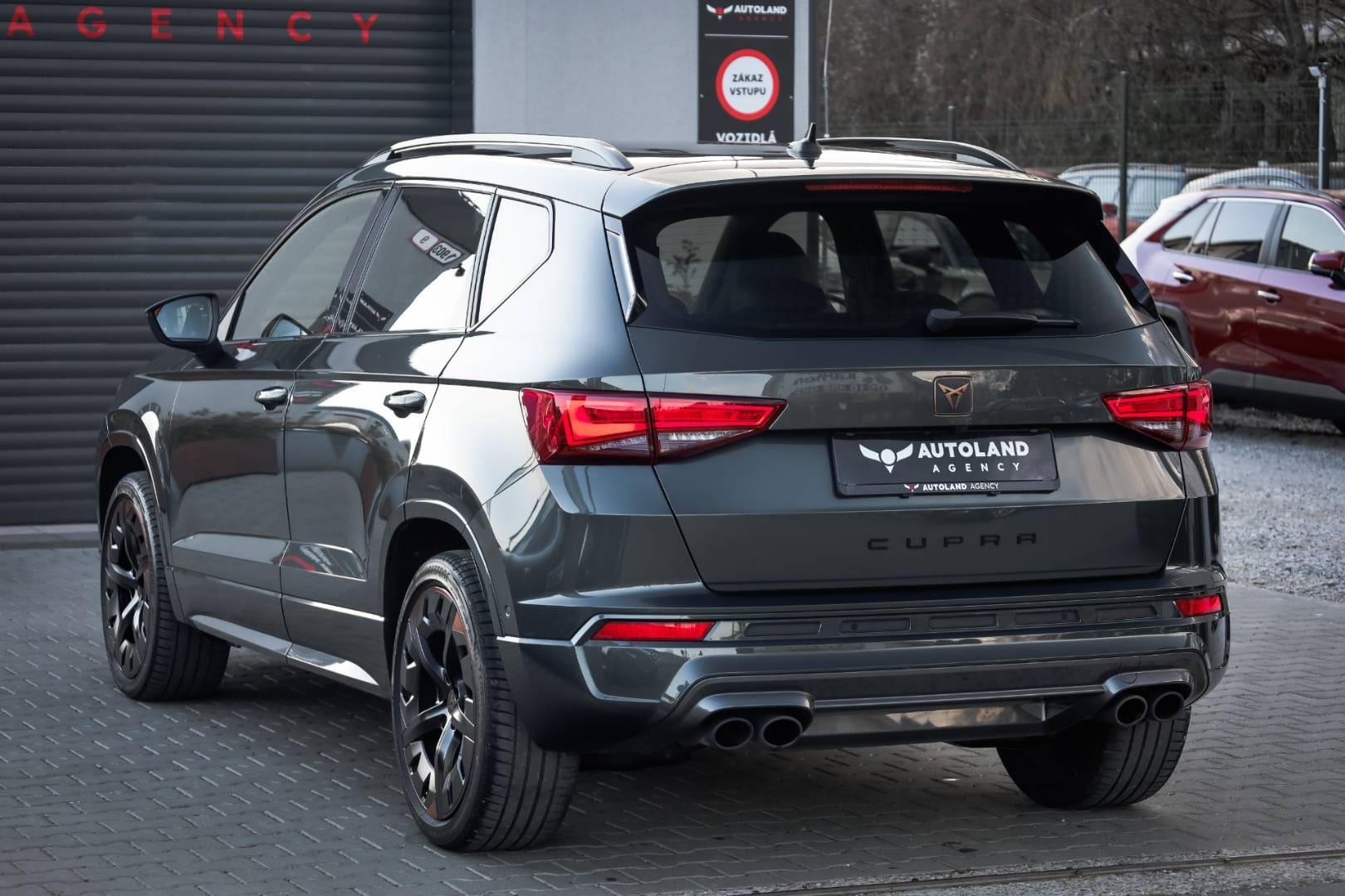 Cupra-Ateca-20-TSI-300k-4Drive-DSG-9