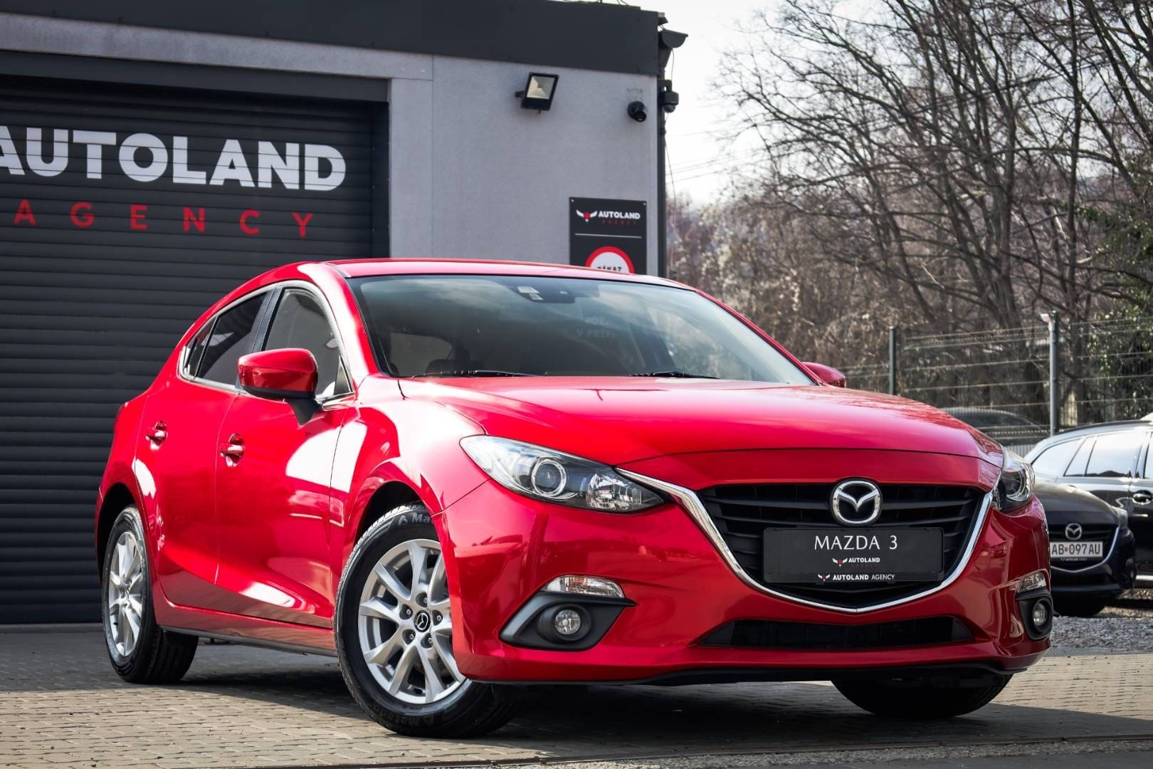 Mazda-3-20-Skyactiv-G120-Attraction-3