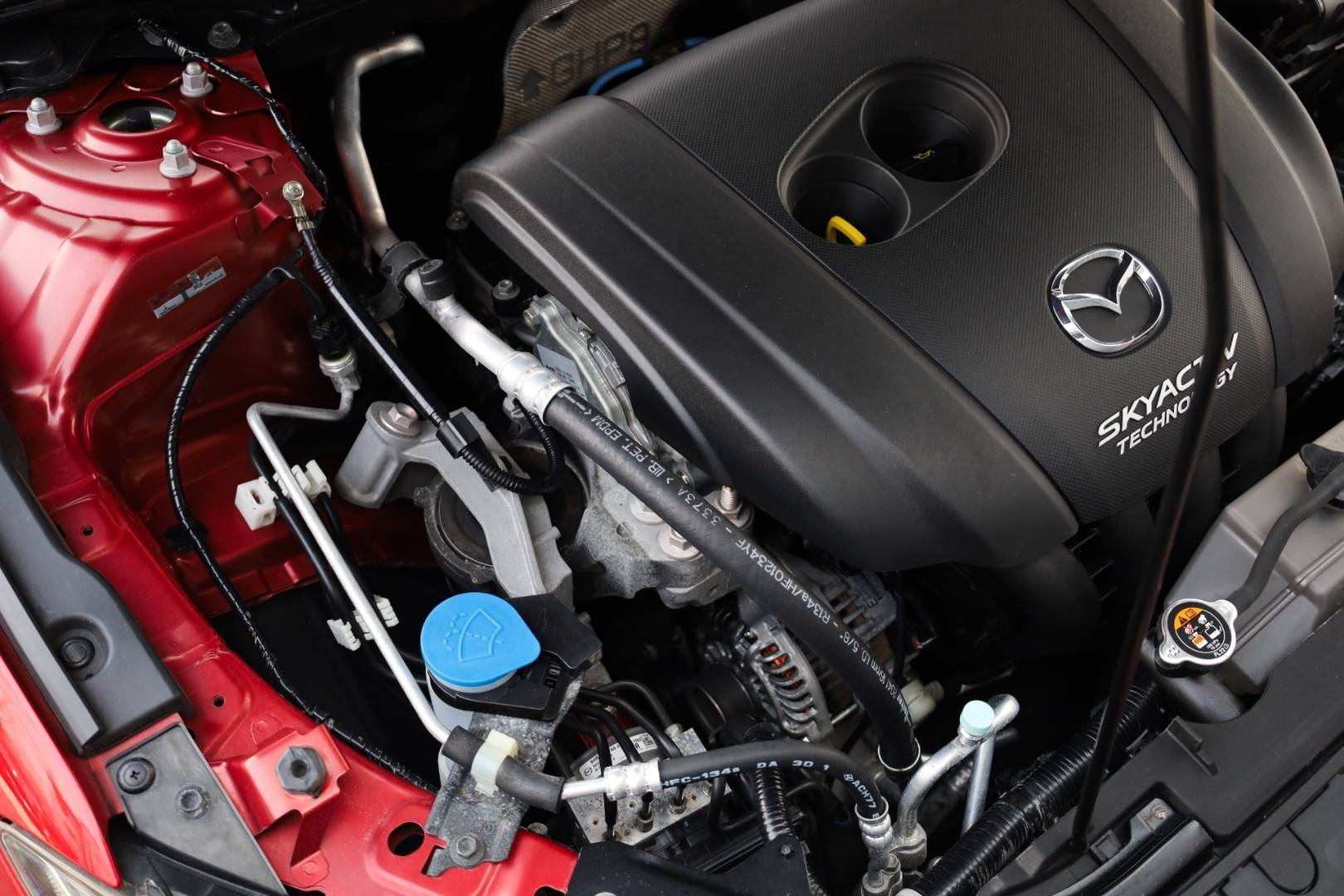 Mazda-3-20-Skyactiv-G120-Attraction-44