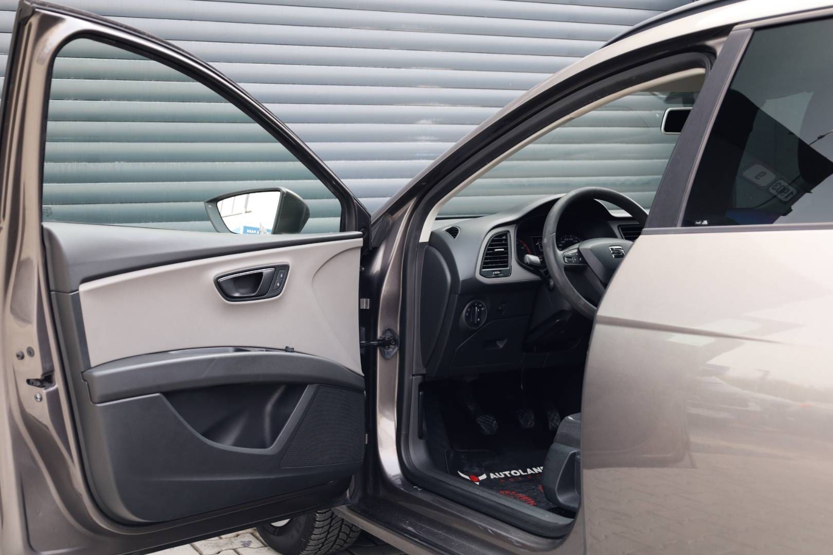 Seat-Leon-ST-12-TSI-Reference-10