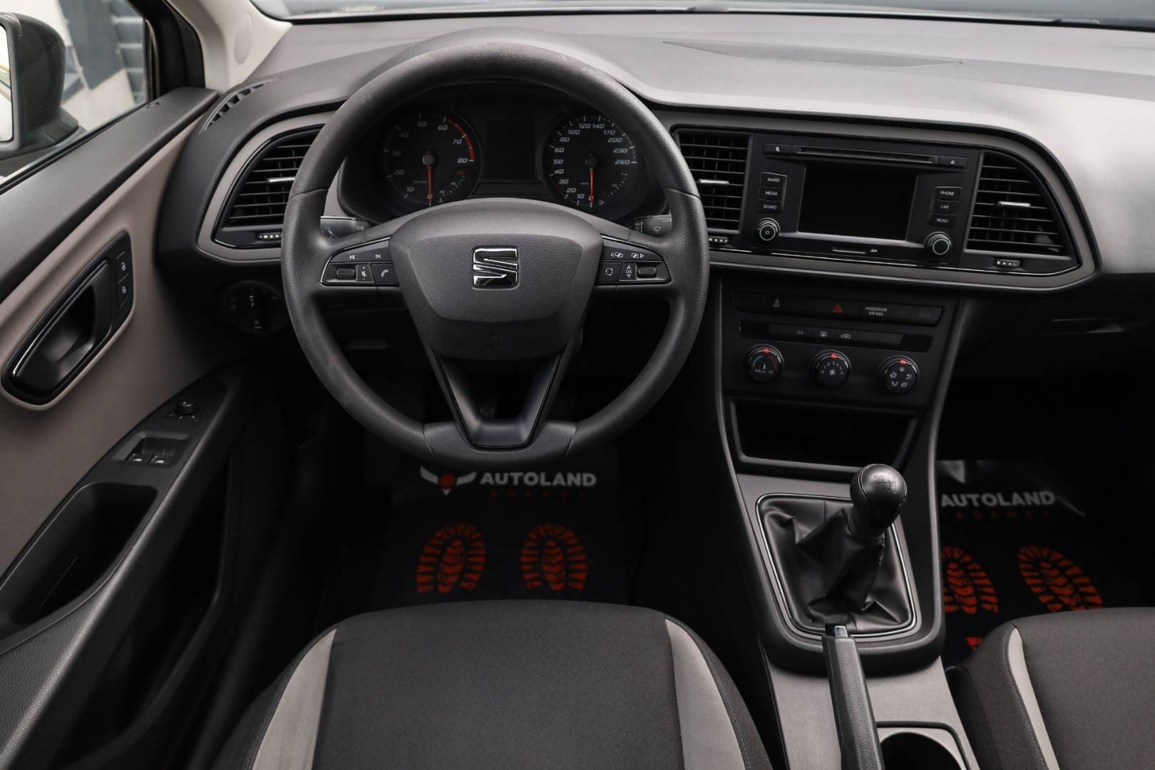 Seat-Leon-ST-12-TSI-Reference-15