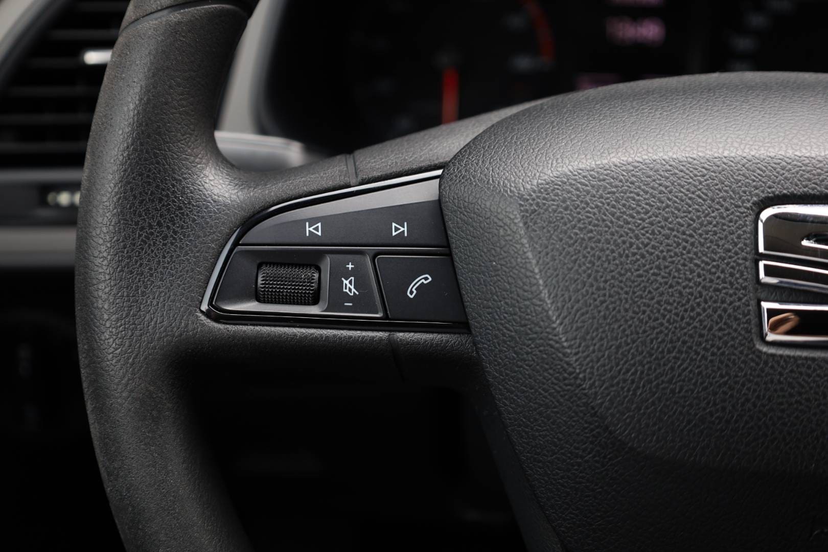 Seat-Leon-ST-12-TSI-Reference-17