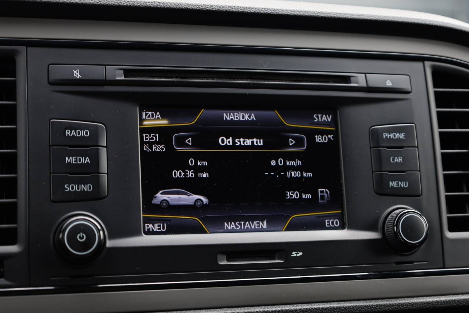 Seat-Leon-ST-12-TSI-Reference-26