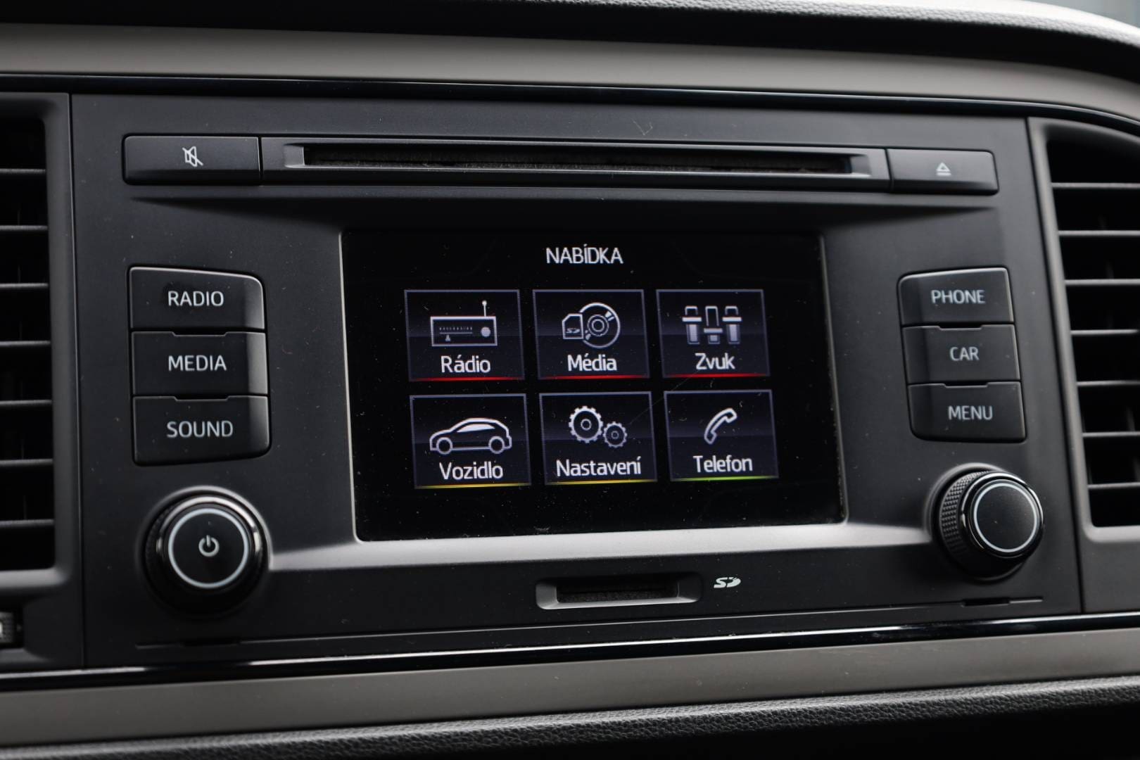 Seat-Leon-ST-12-TSI-Reference-27