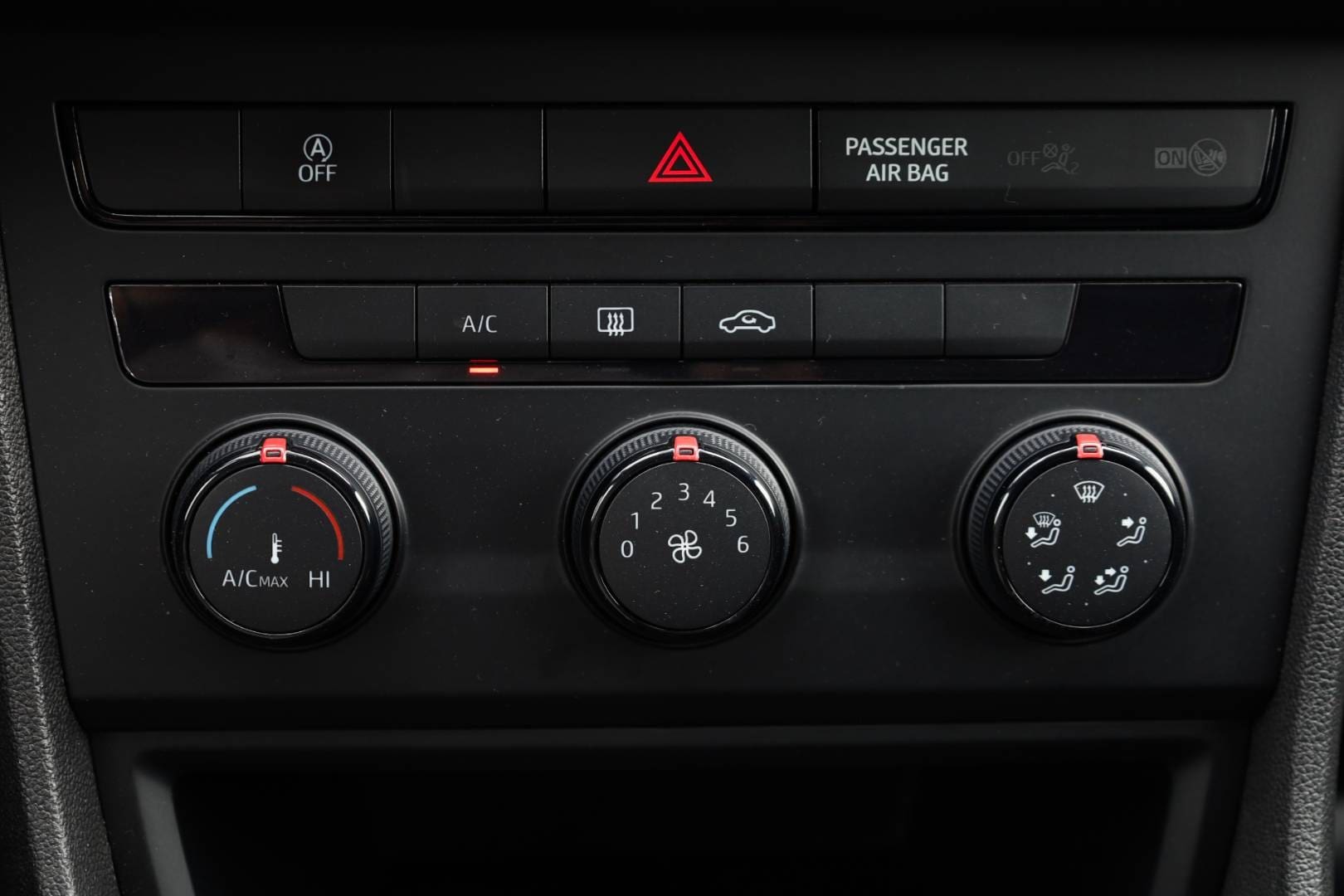 Seat-Leon-ST-12-TSI-Reference-29