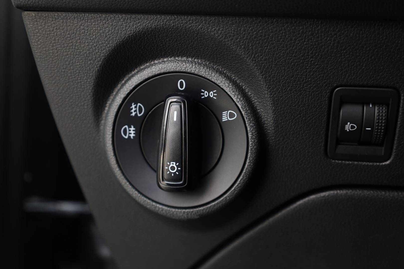 Seat-Leon-ST-12-TSI-Reference-32