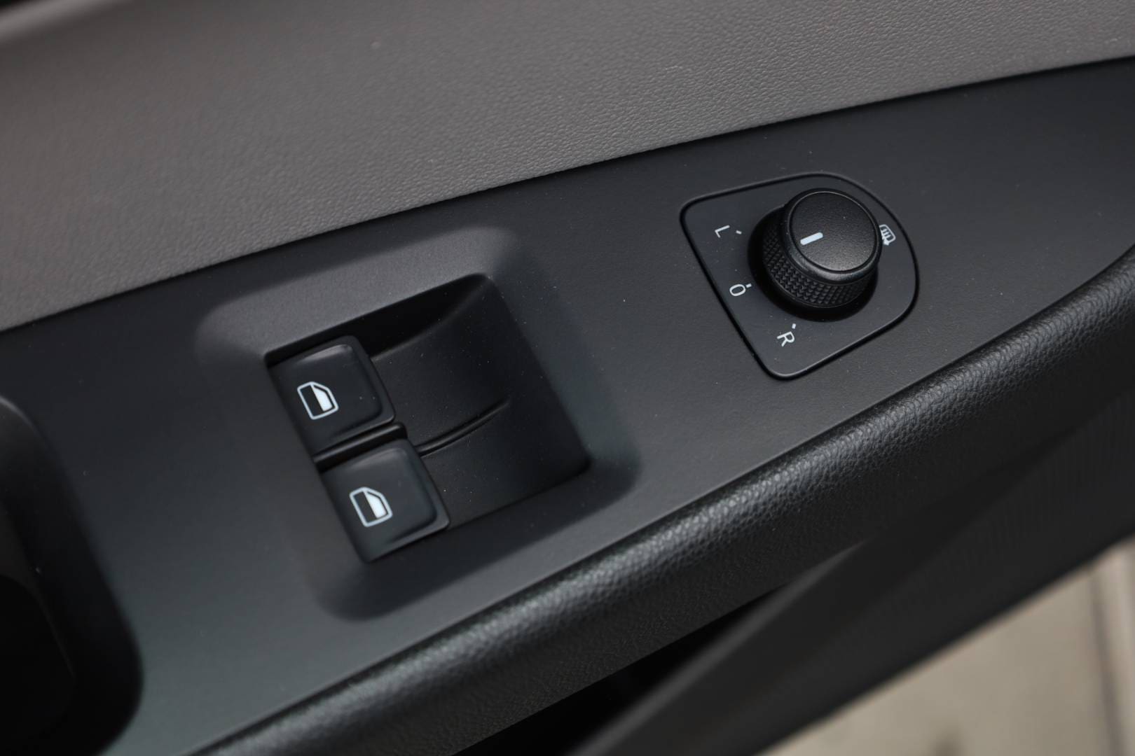 Seat-Leon-ST-12-TSI-Reference-33