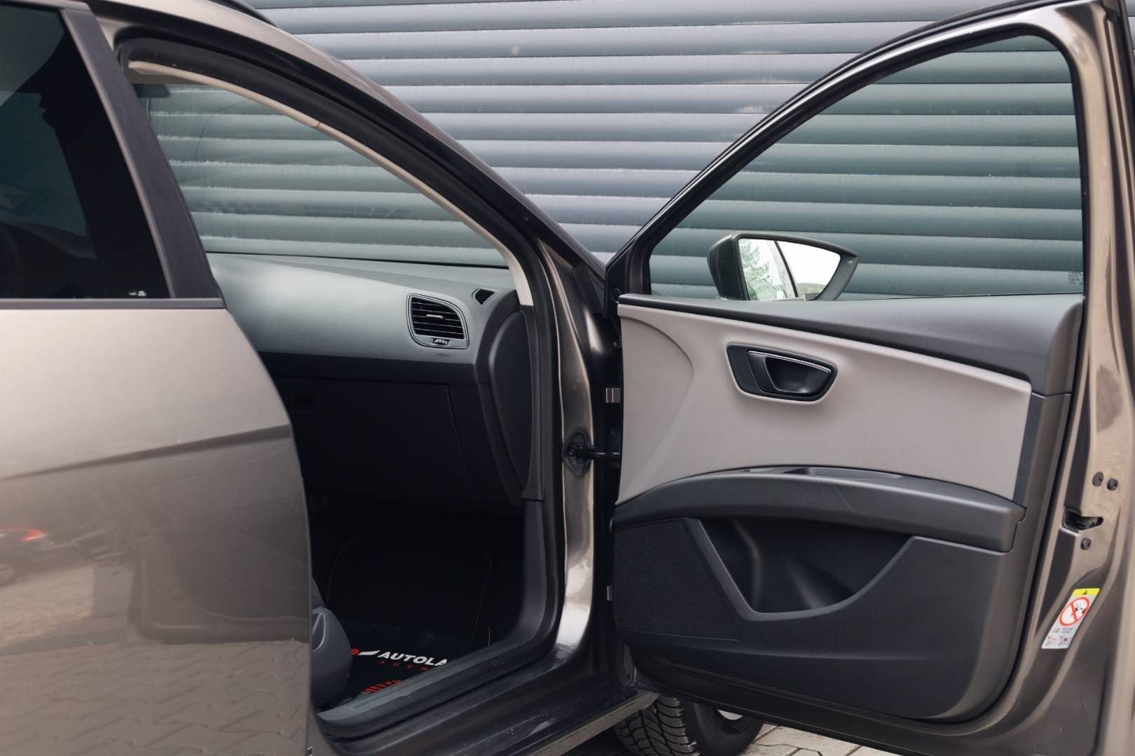 Seat-Leon-ST-12-TSI-Reference-40