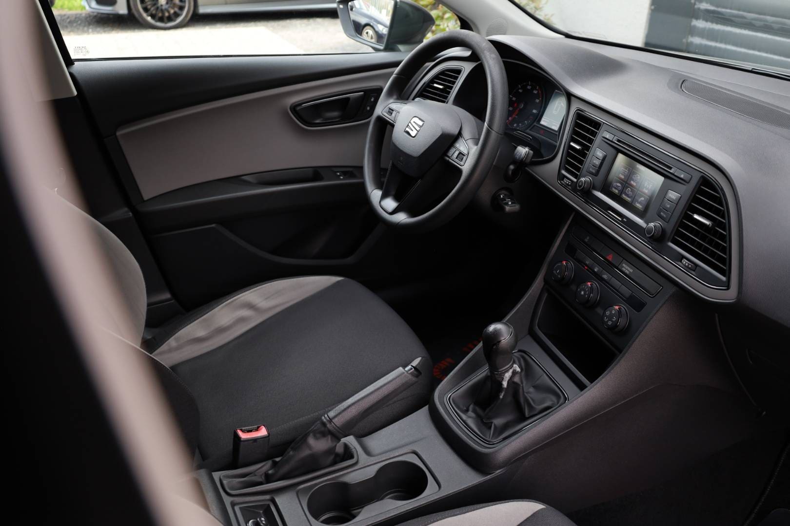 Seat-Leon-ST-12-TSI-Reference-41