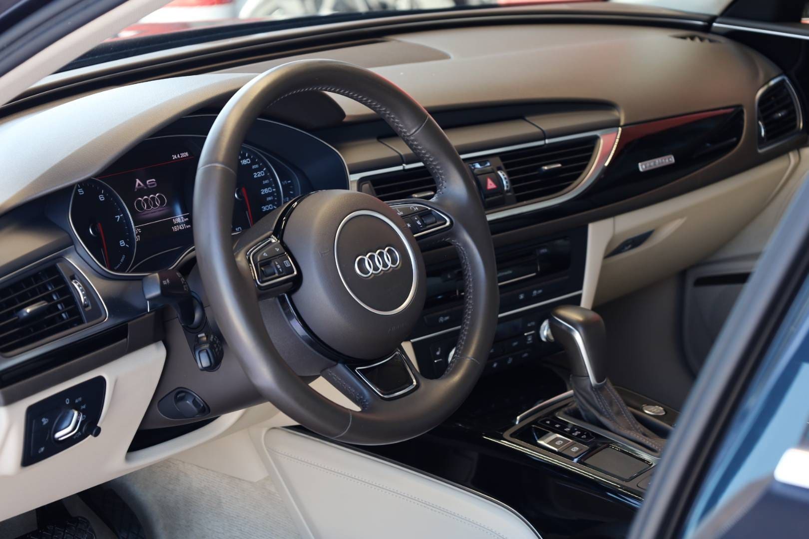 Audi-A6-30-TFSI-333k-quattro-S-tronic-11