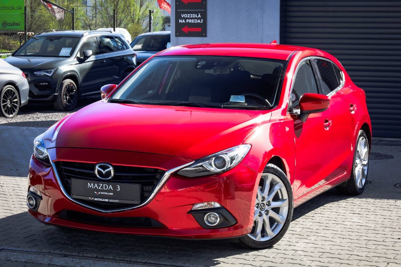 Mazda-3-20-Skyactiv-G120-Revolution-1