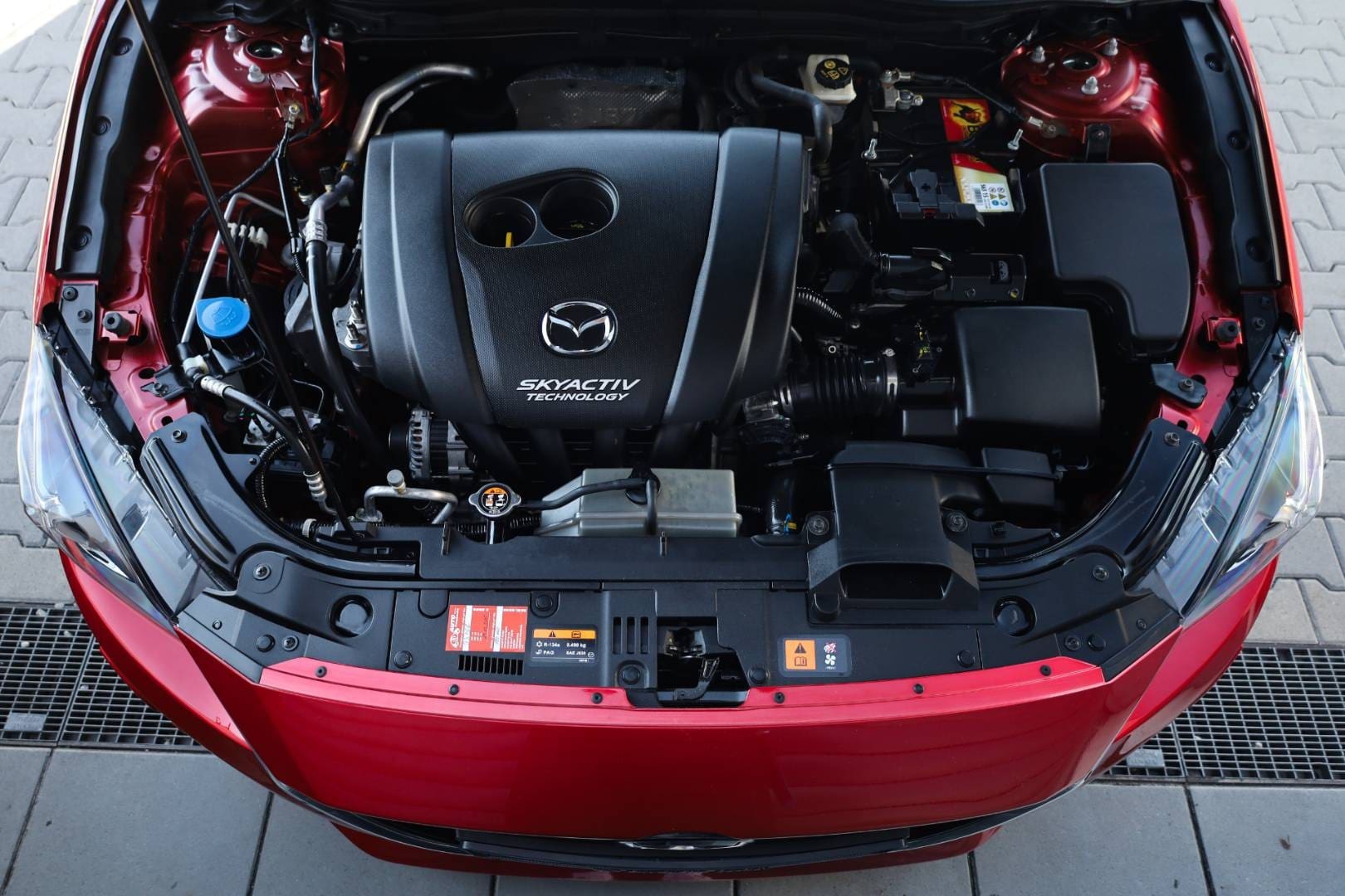Mazda-3-20-Skyactiv-G120-Revolution-45
