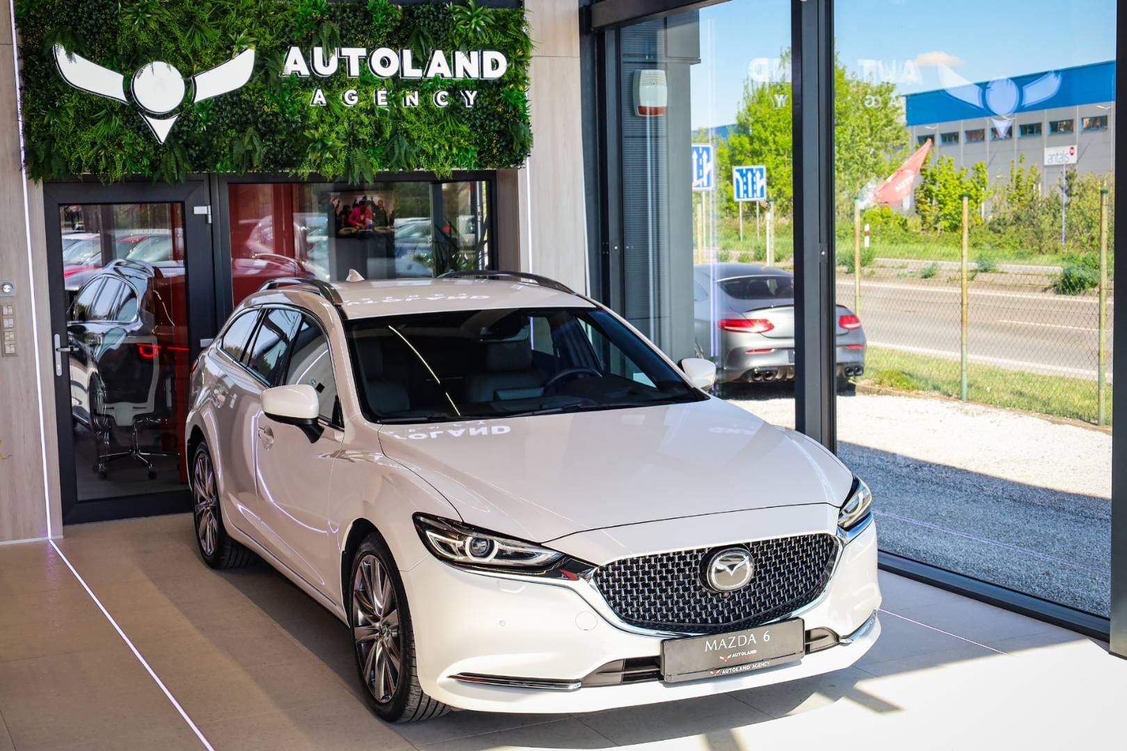 Mazda-6-Combi-Wagon-25-Skyactiv-G194-Takumi-AT-1