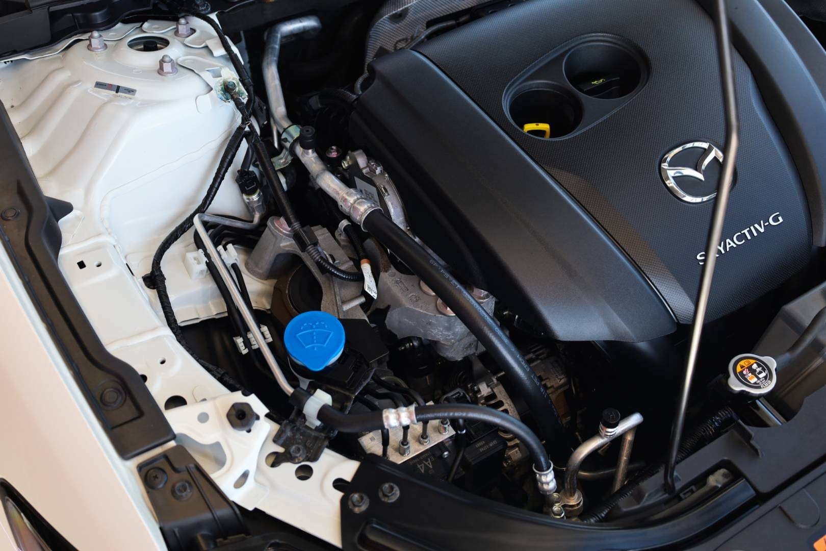 Mazda-6-Combi-Wagon-25-Skyactiv-G194-Takumi-AT-49